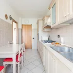 Guesthost - With Balcony Nearby M3 Subway Yellow Line * ミラノ